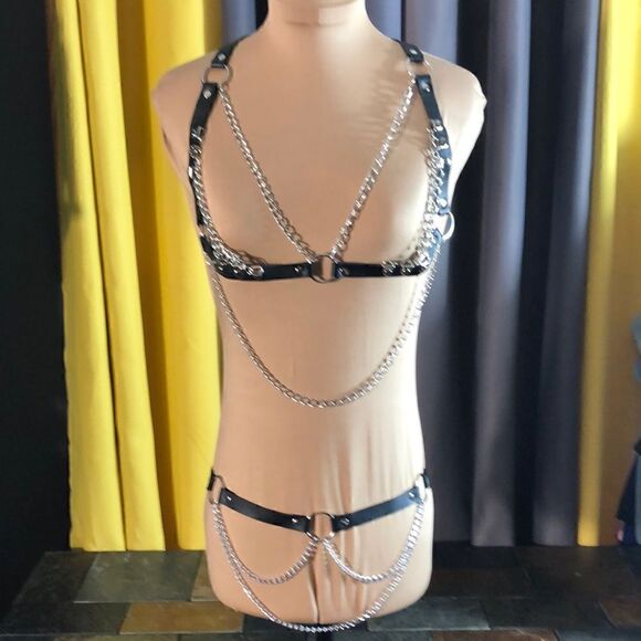 Leather and chain lingerie one size fits most-adjustable - Picture 1 of 8